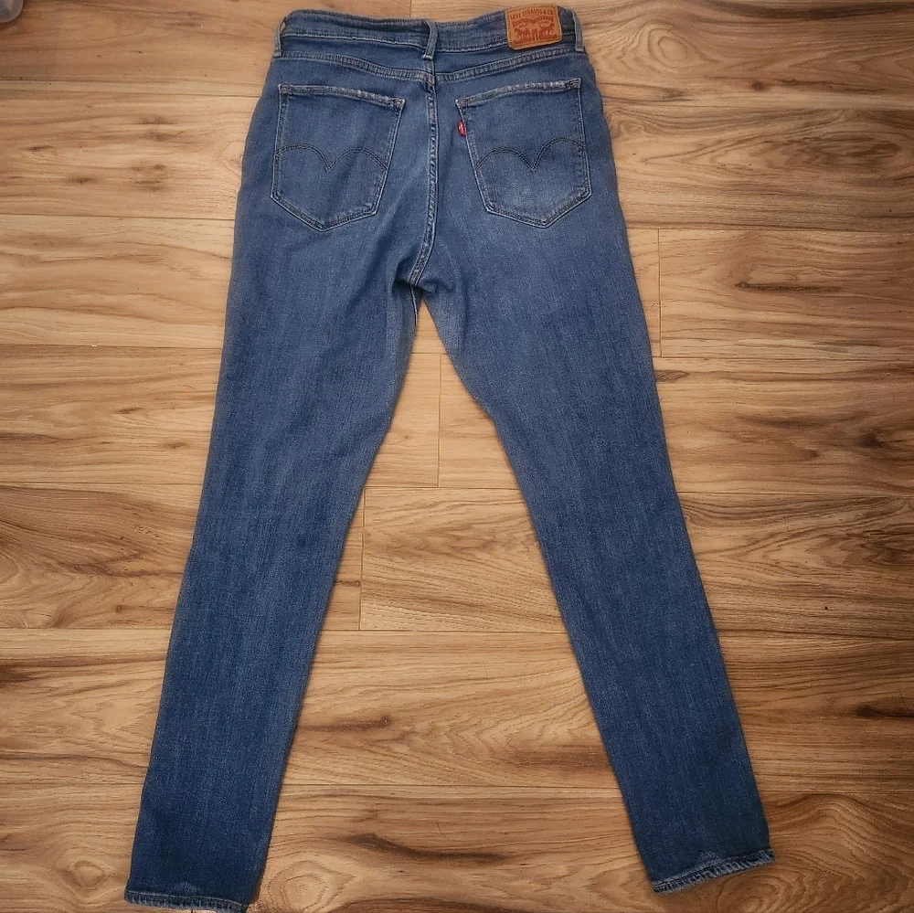 Levi's High Rise Skinny - Picture 2 of 6
